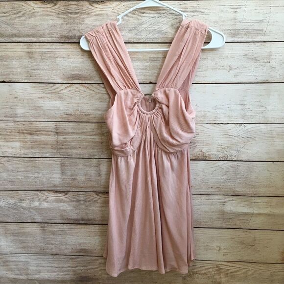 FREE PEOPLE TOP IN BLUSH - Picture 1 of 6